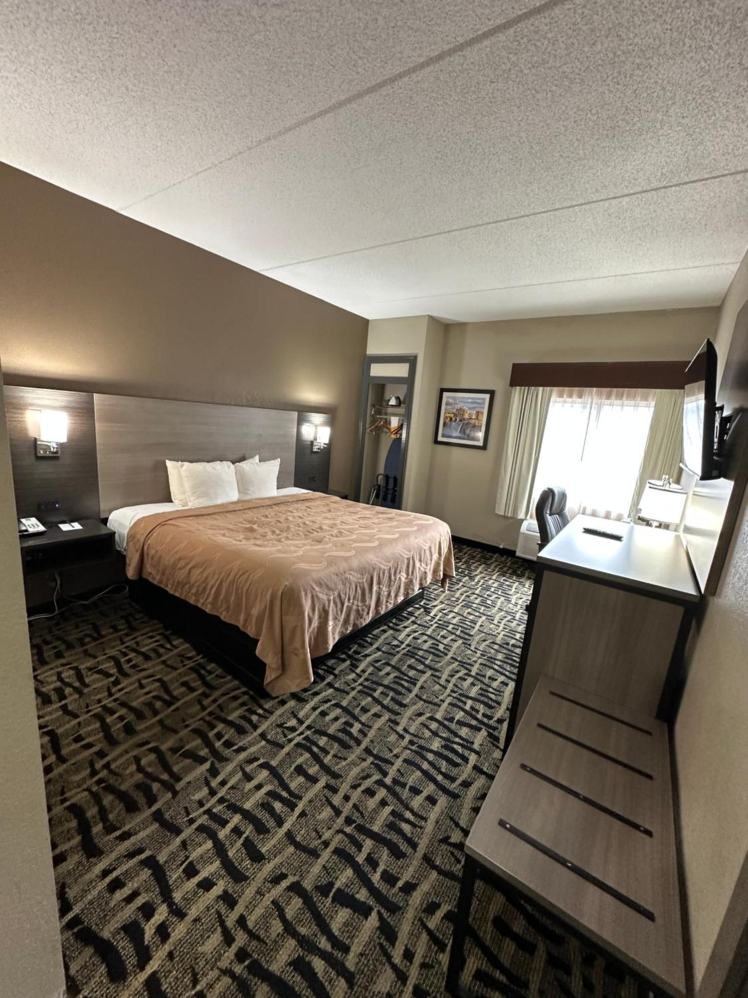 Quality Inn Rochester Buitenkant foto